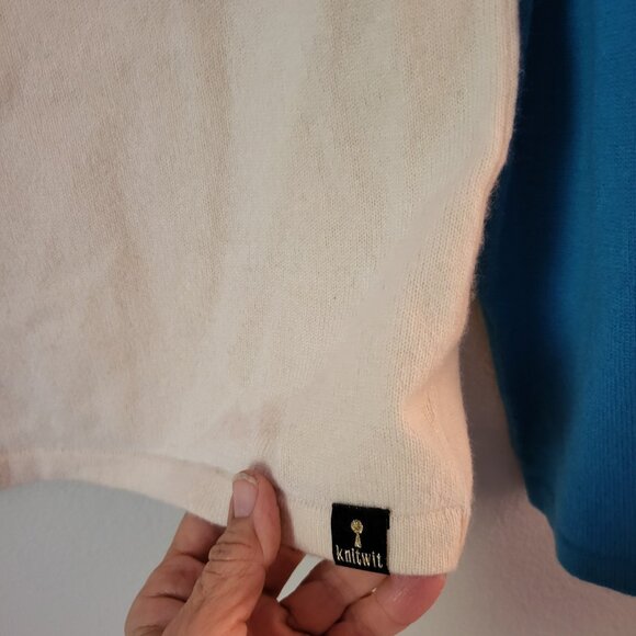 Knitwit 100% cashmere "ROCK' Sweater Creme w/Turquoise long sleeves Nepal Medium - Picture 5 of 10